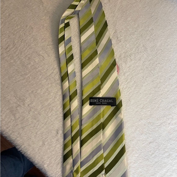 Green Striped Men's Tie - Picture 4 of 6